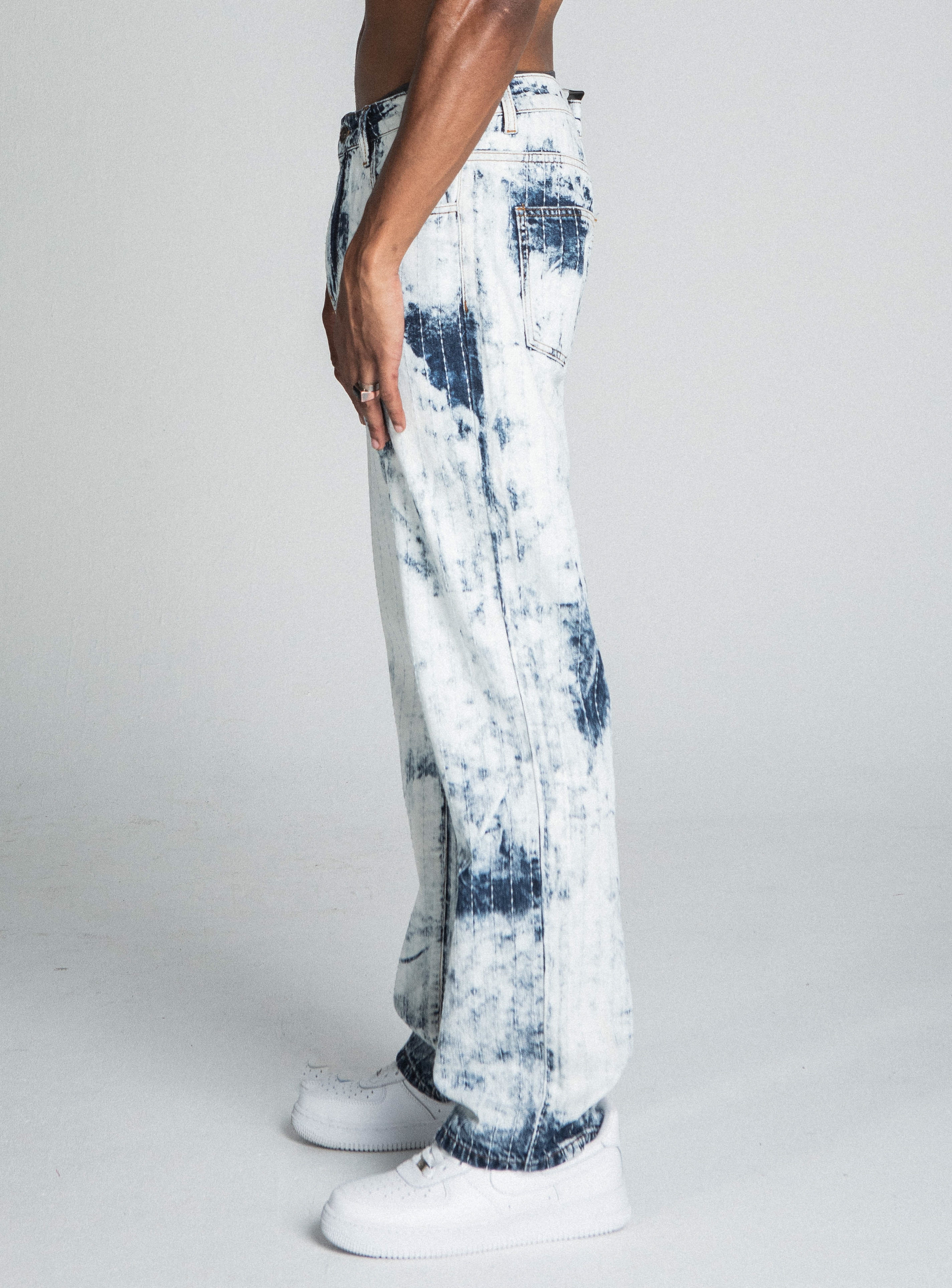 AJ01L-1 DARK BLUE/WHITE TIE DYE THREAD LINE LOOSE JEANS PANTS