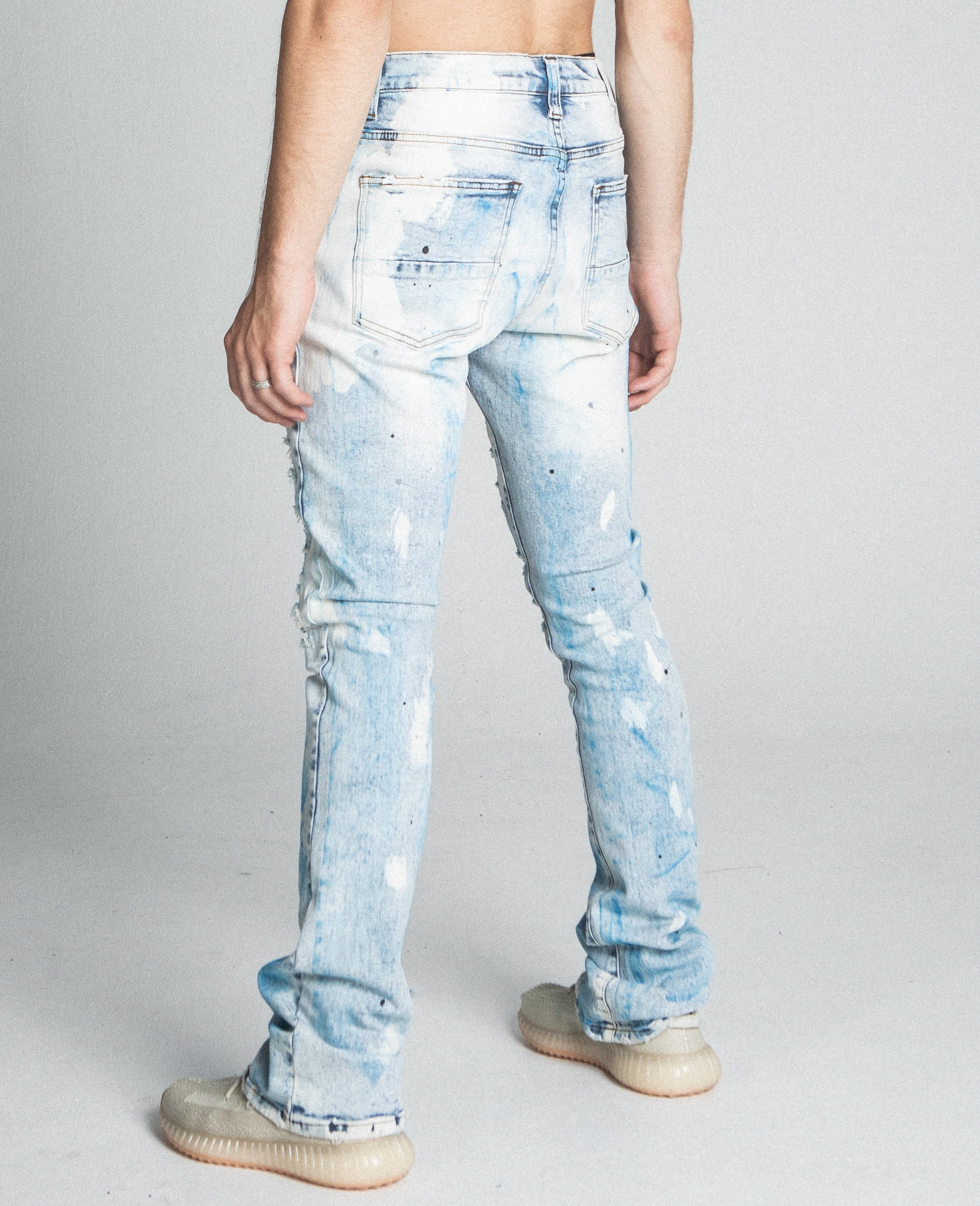 AJ28SK LIGHT BLUE/WHITE PAINT STACKED JEANS PANTS