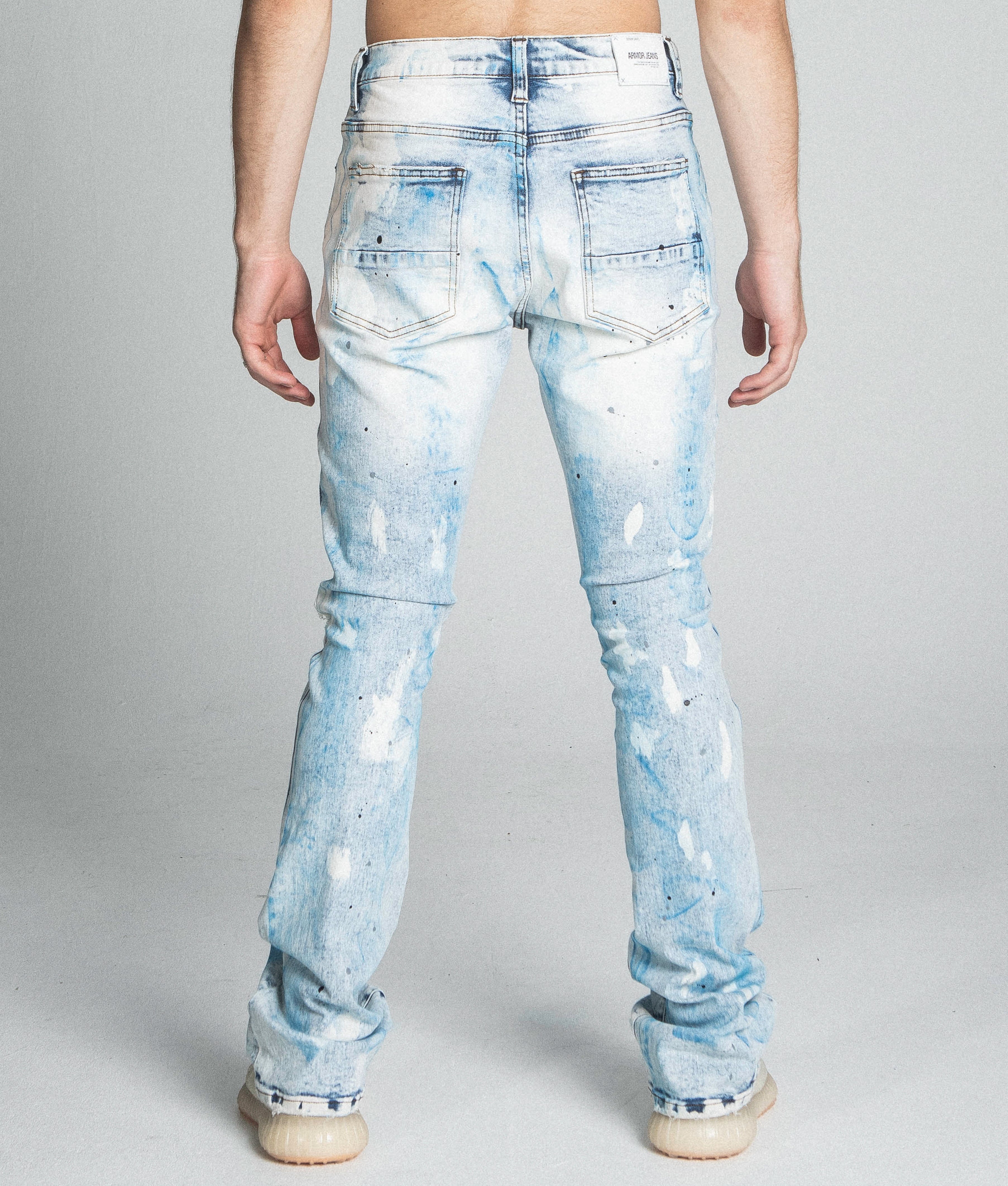 AJ28SK LIGHT BLUE/WHITE PAINT STACKED JEANS PANTS