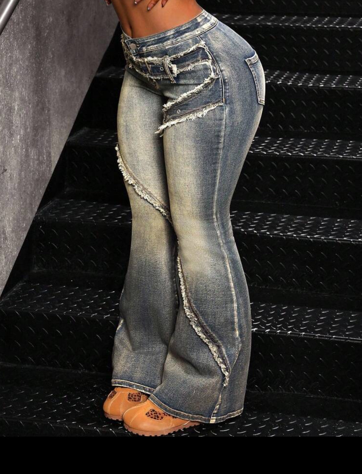 FZ Women's Plus Size Adjustable Buckle Design Frayed Hem Flare Denim pants