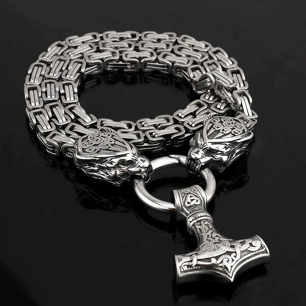 Nordic Bear Head Men's Necklace Retro Bear Head Rune Stainless Steel Thor's Hammer Pendant Amulet Scandinavian Jewelry Wholesale FZwear