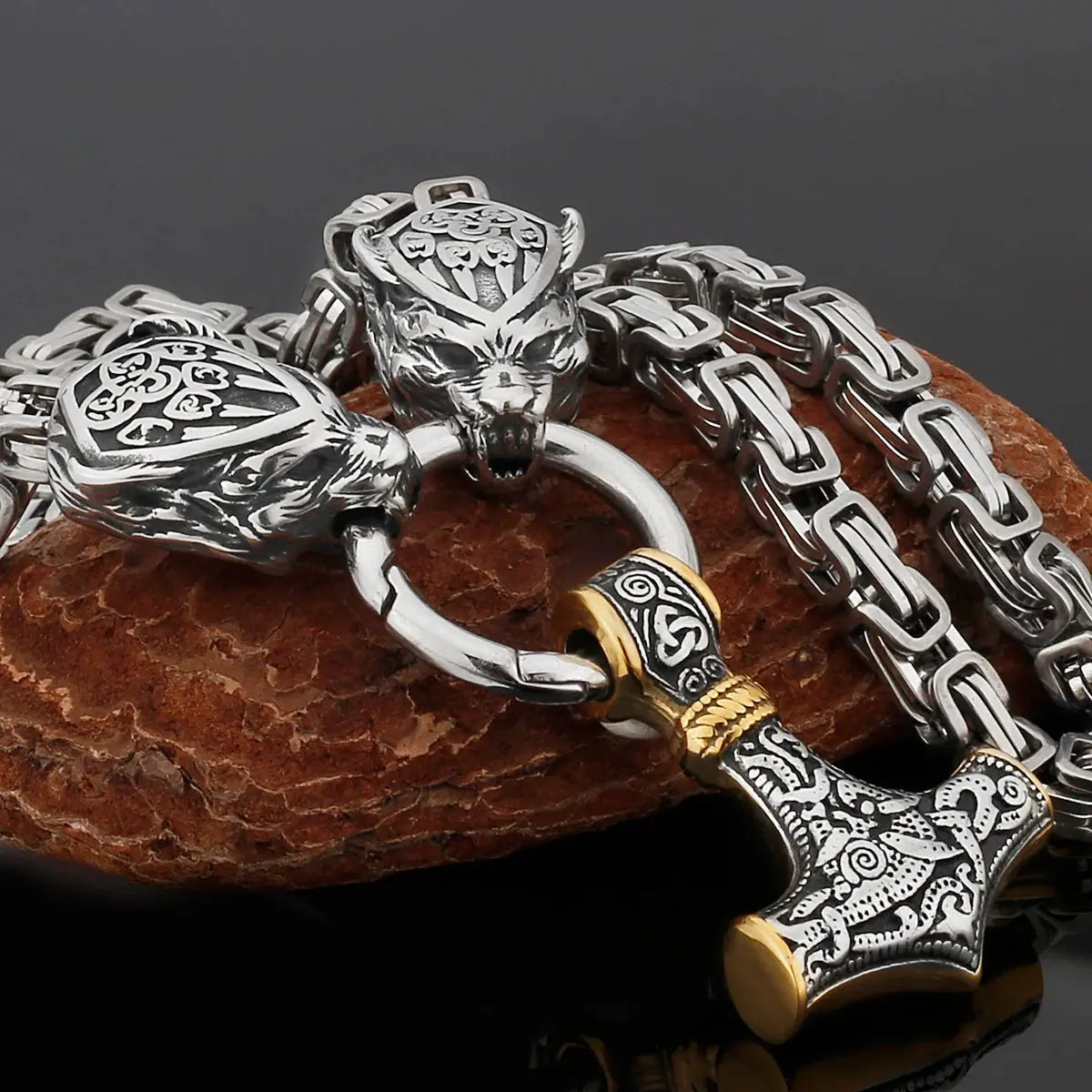 Nordic Bear Head Men's Necklace Retro Bear Head Rune Stainless Steel Thor's Hammer Pendant Amulet Scandinavian Jewelry Wholesale FZwear