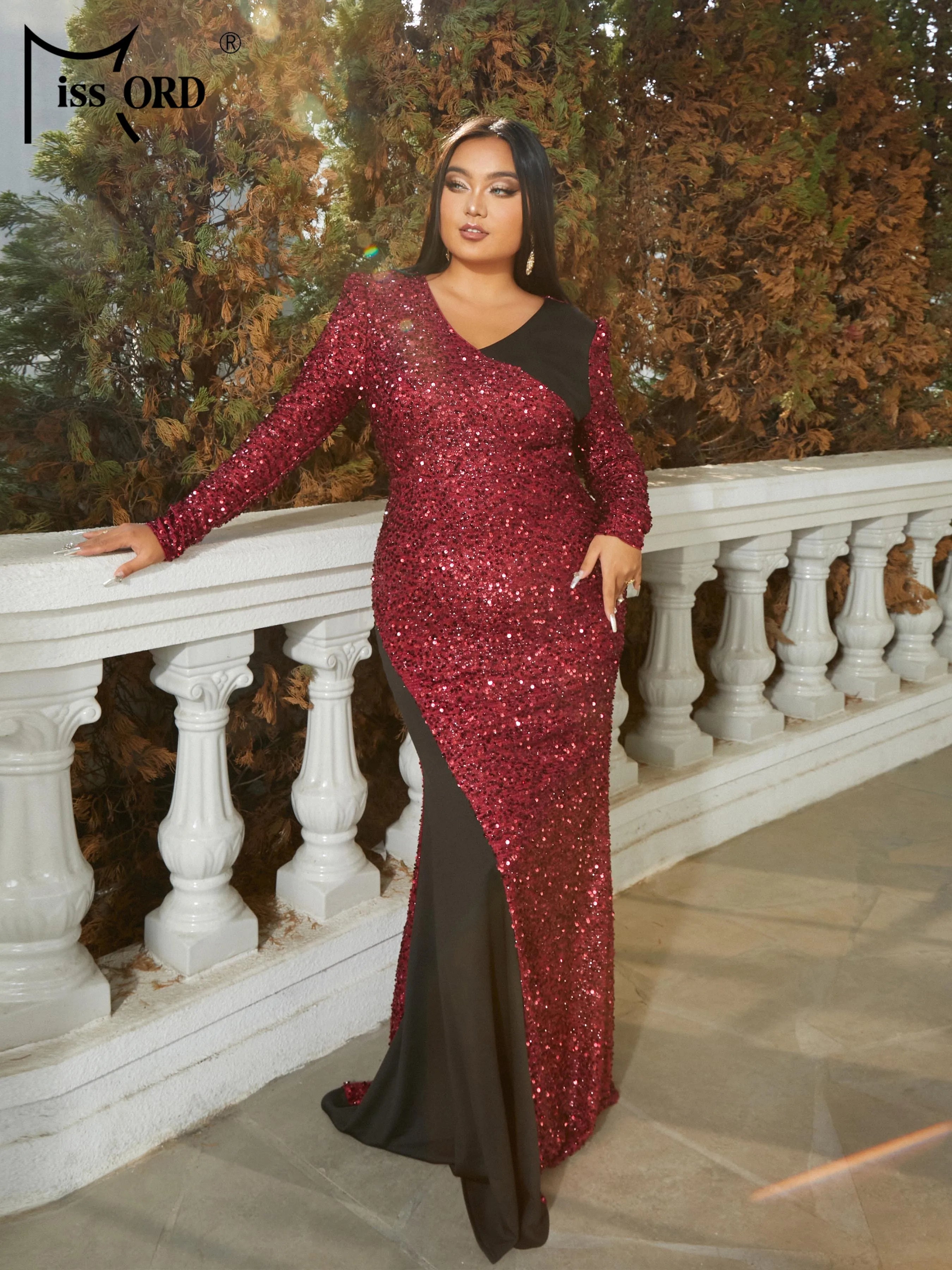 FZ Women's Plus Size V-Neck Long Sleeved Panel Sequin Mermaid Evening Dress