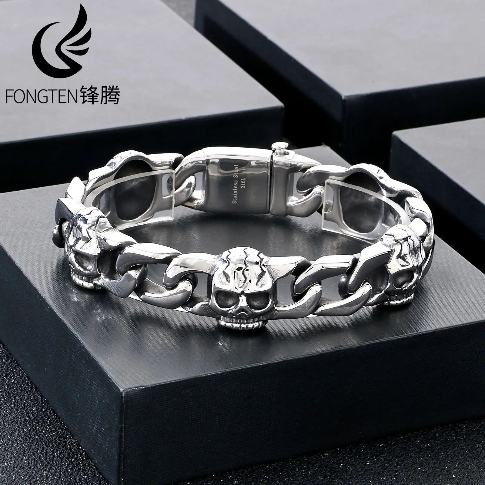 FZ Single Row Cracked Skull Head Stainless Steel Bracelet