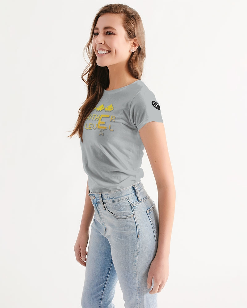 flying grey women's tee