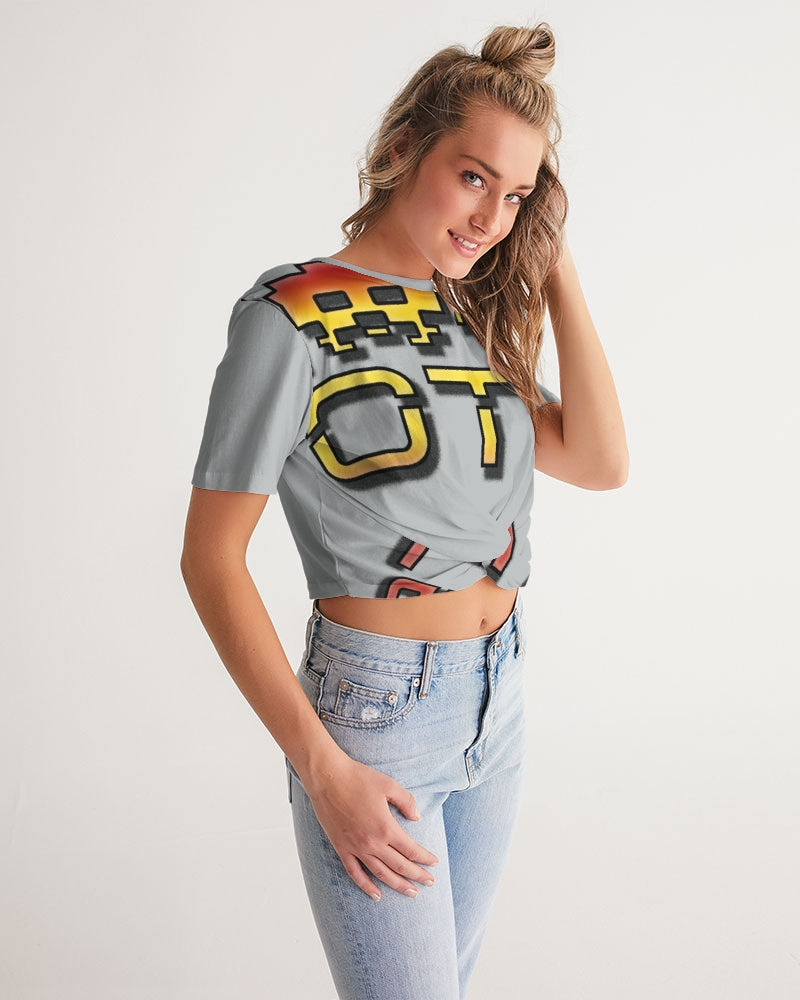 grey zone women's twist-front cropped tee