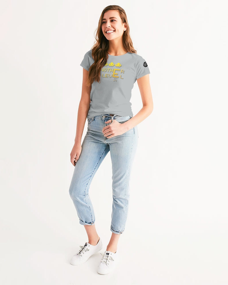 flying grey women's tee