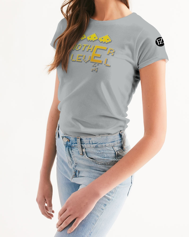 flying grey women's tee
