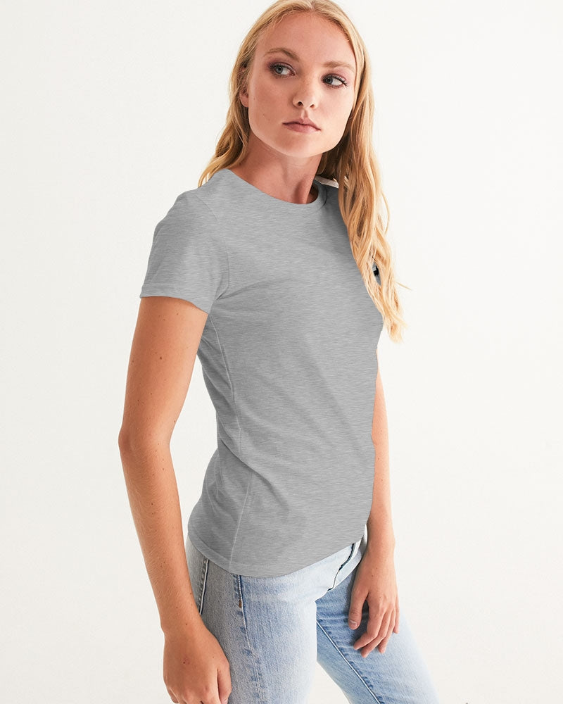 the white bull women's graphic tee