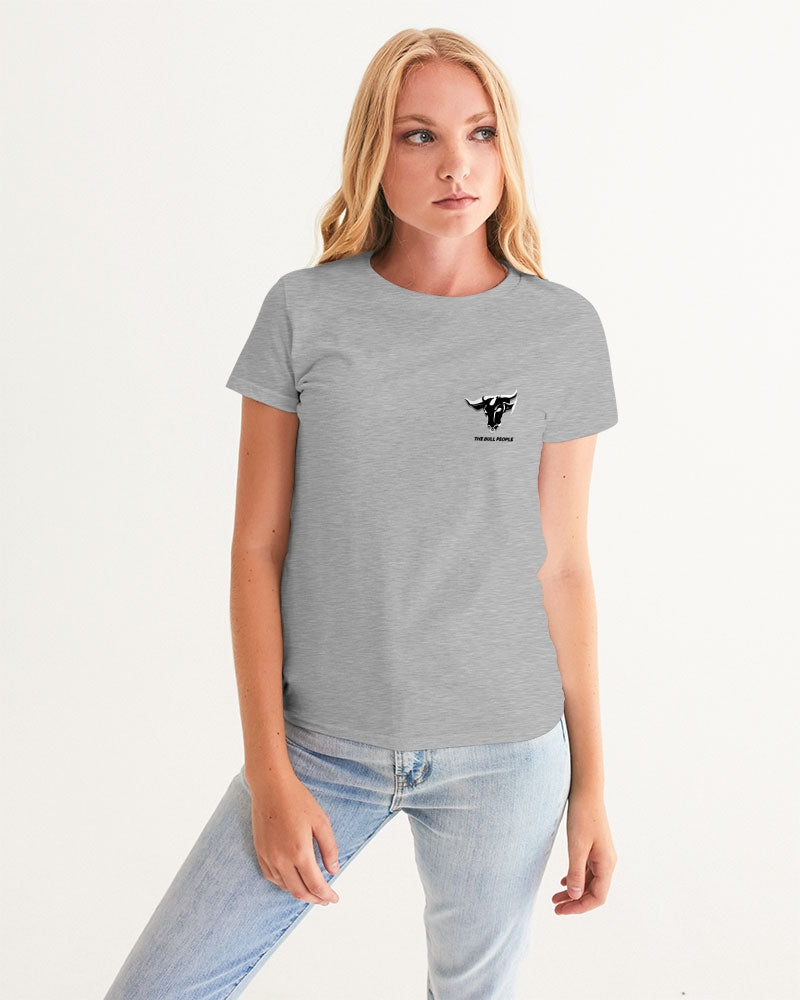 the white bull women's graphic tee