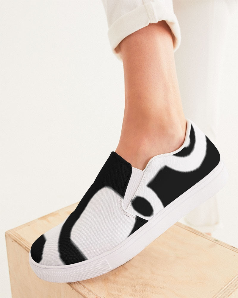 new zone women's slip-on canvas shoe