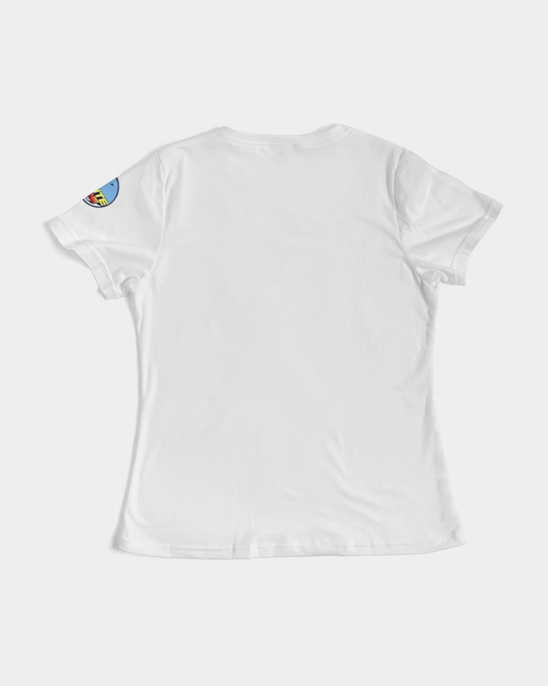 the white bull women's tee