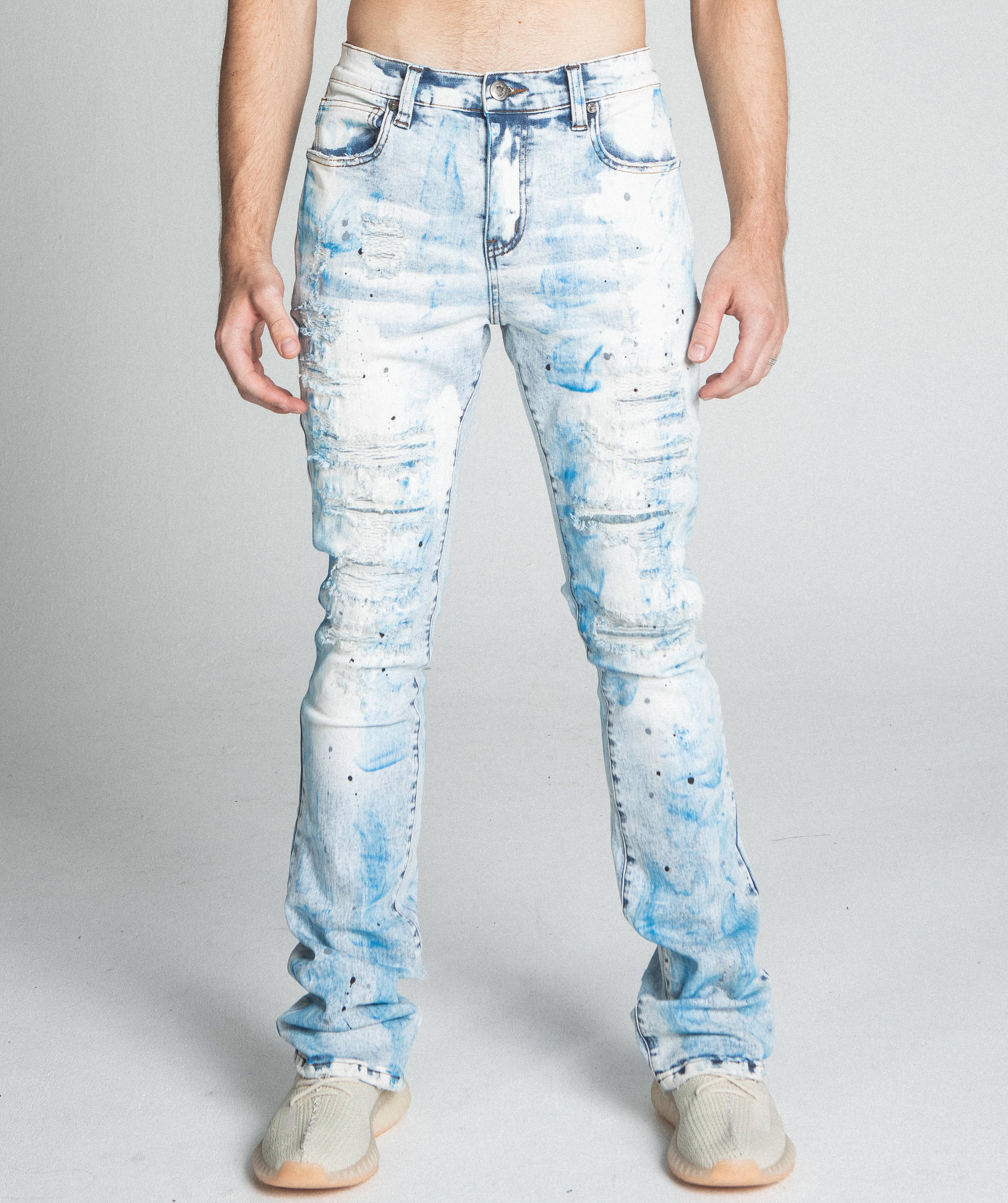AJ28SK LIGHT BLUE/WHITE PAINT STACKED JEANS PANTS