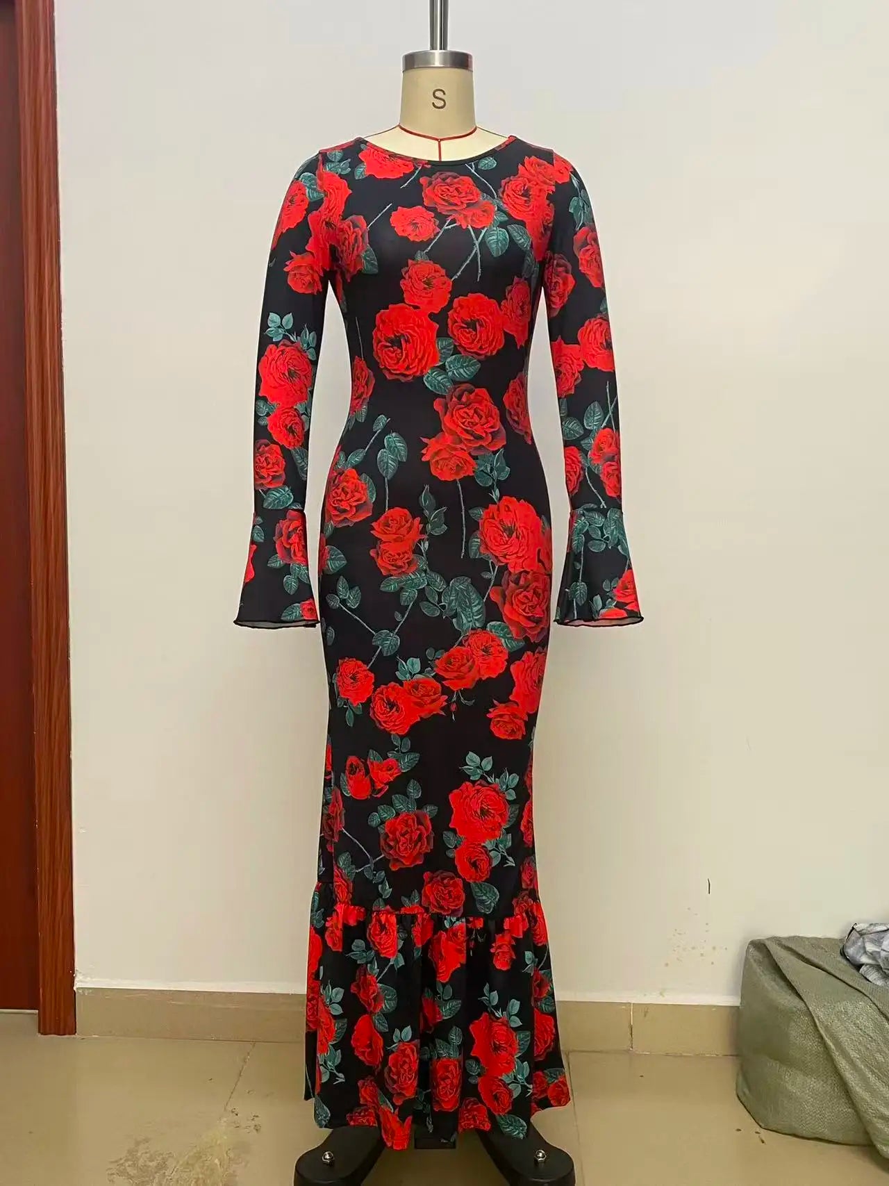 FZ Women's Rose Printed O Neck Long Sleeves Fishtail Maxi Dress