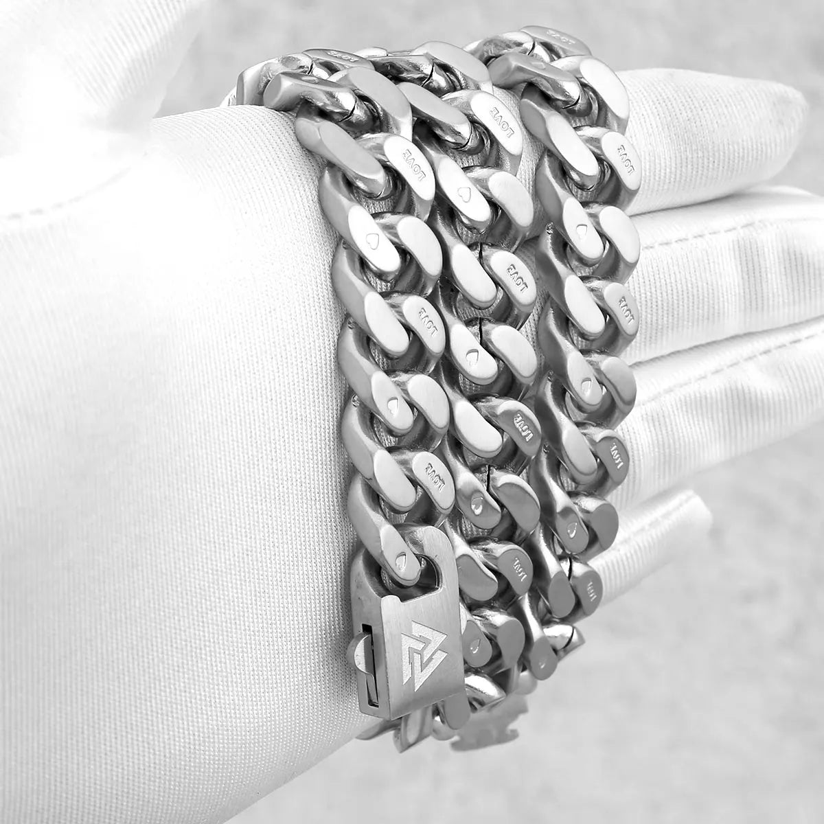 44043326030013|44043326062781|44043326128317|44043326587069|44043326619837|44043326652605