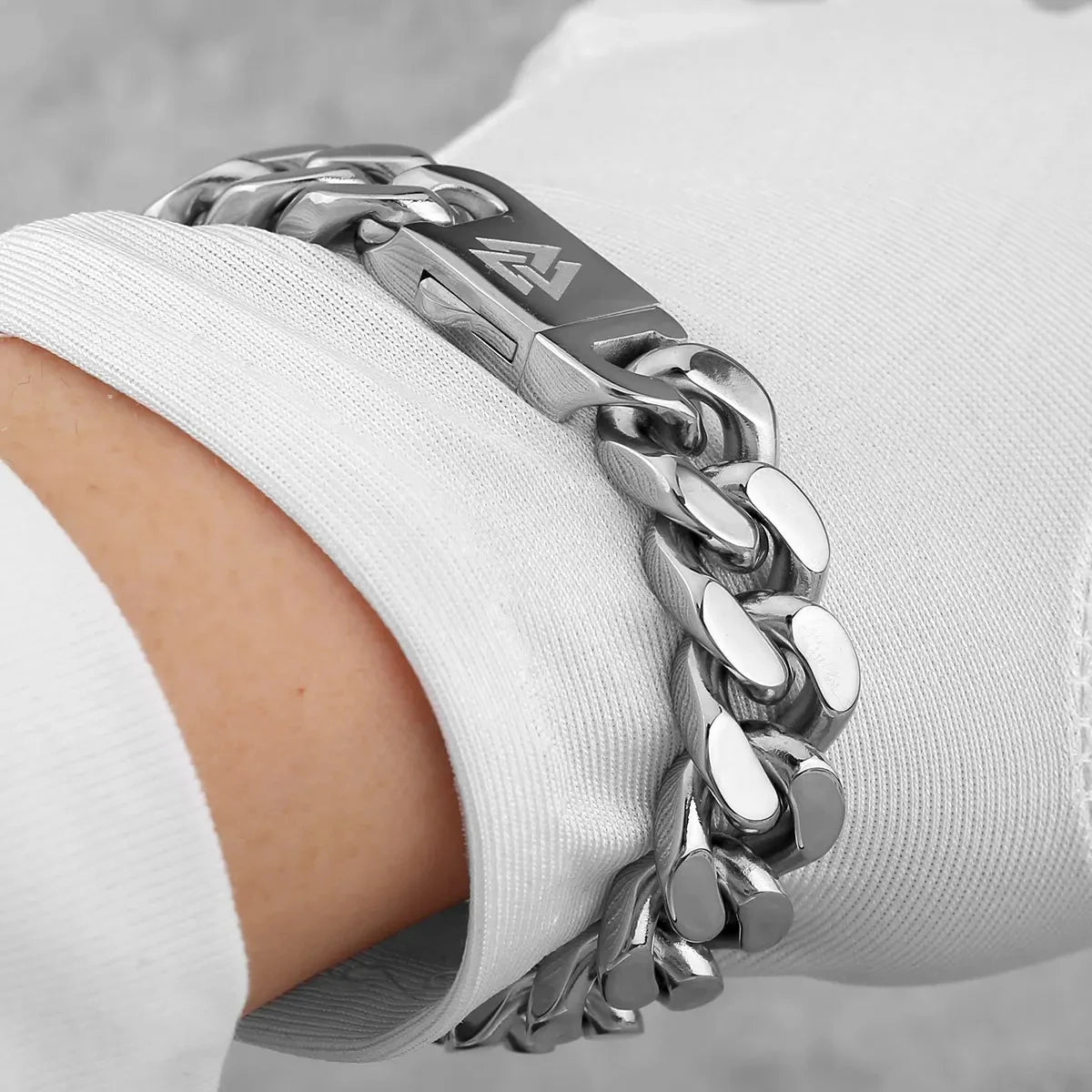 FZ Cuba Chain Fine Polished Stainless Steel Simple Buckle Bracelet - FZwear