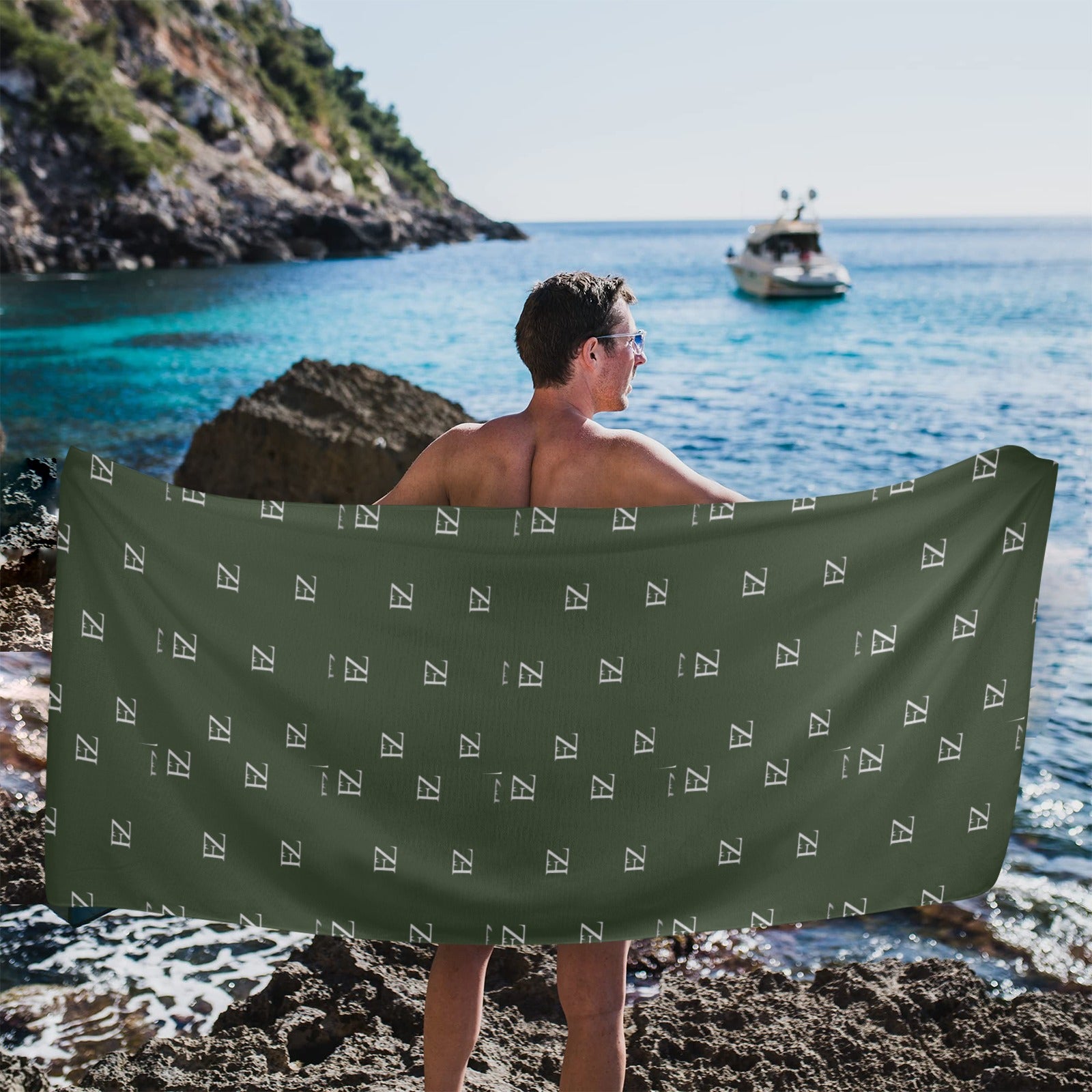 fz towel - green beach towel 31"x71"(new)( made in queen)
